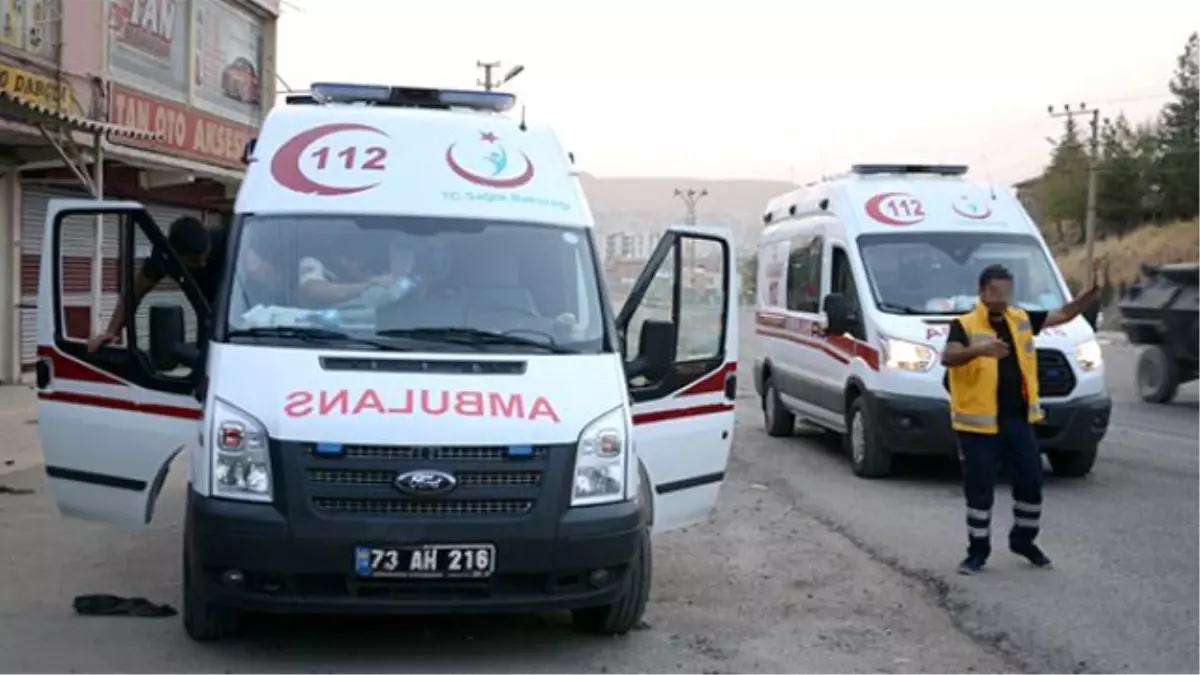 Cizre'de Sokağa Çıkma Yasağı Sırasında Sağlıkçılar Tehdit Edildi