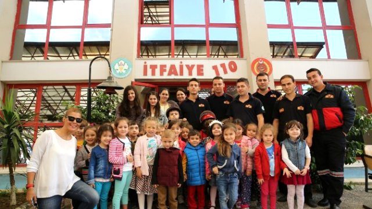 Minikler İtfaiye\'yi Ziyaret Etti