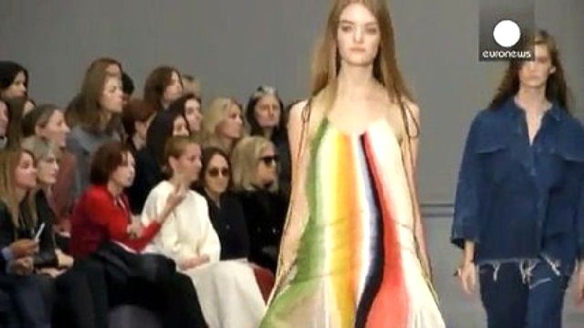 Paris Moda Haftası\'nın Üçüncü Gününe Üç Marka Damga Vurdu