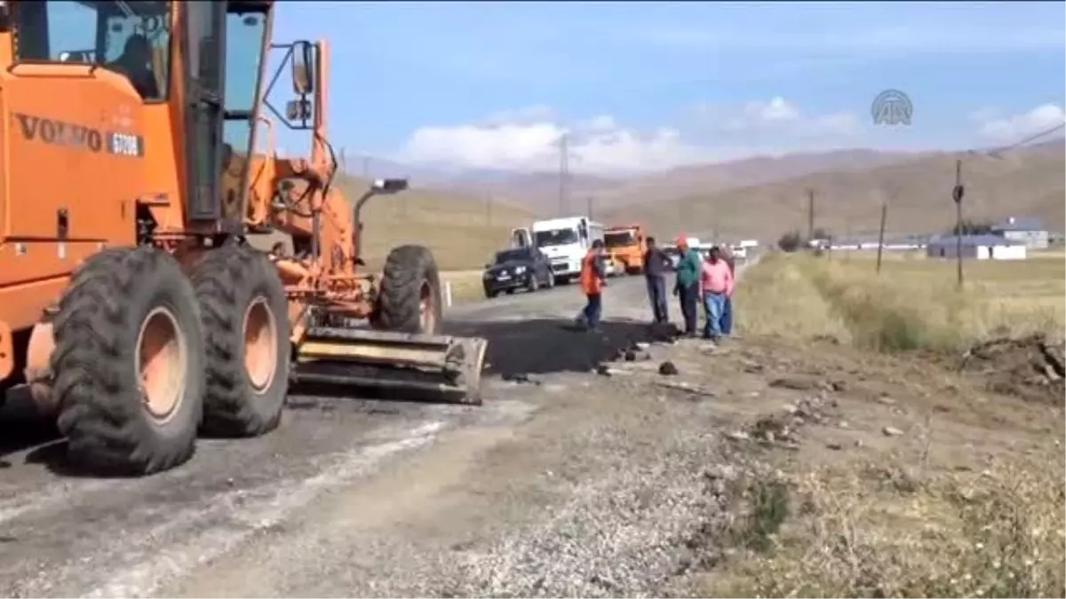 Patlamanın Şiddetiyle Yolda Oluşan Çukur Kapatıldı