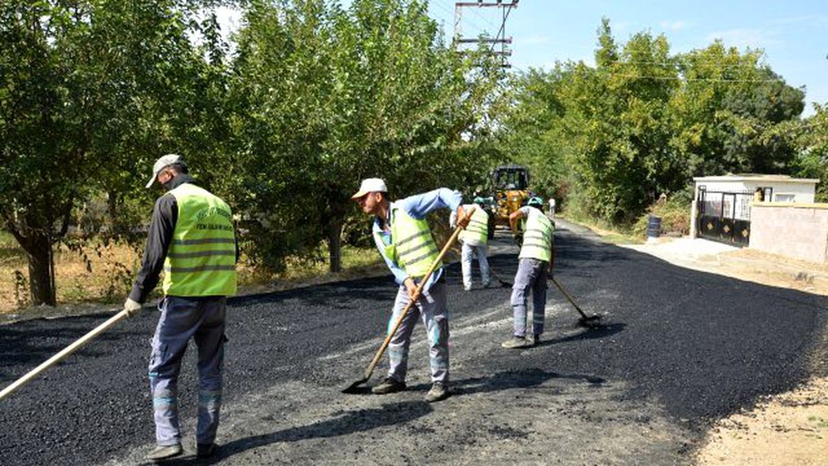 Yeşilyurt Belediyesi Asfalt Çalışmalarına Hız Kesmeden Devam Ediyor