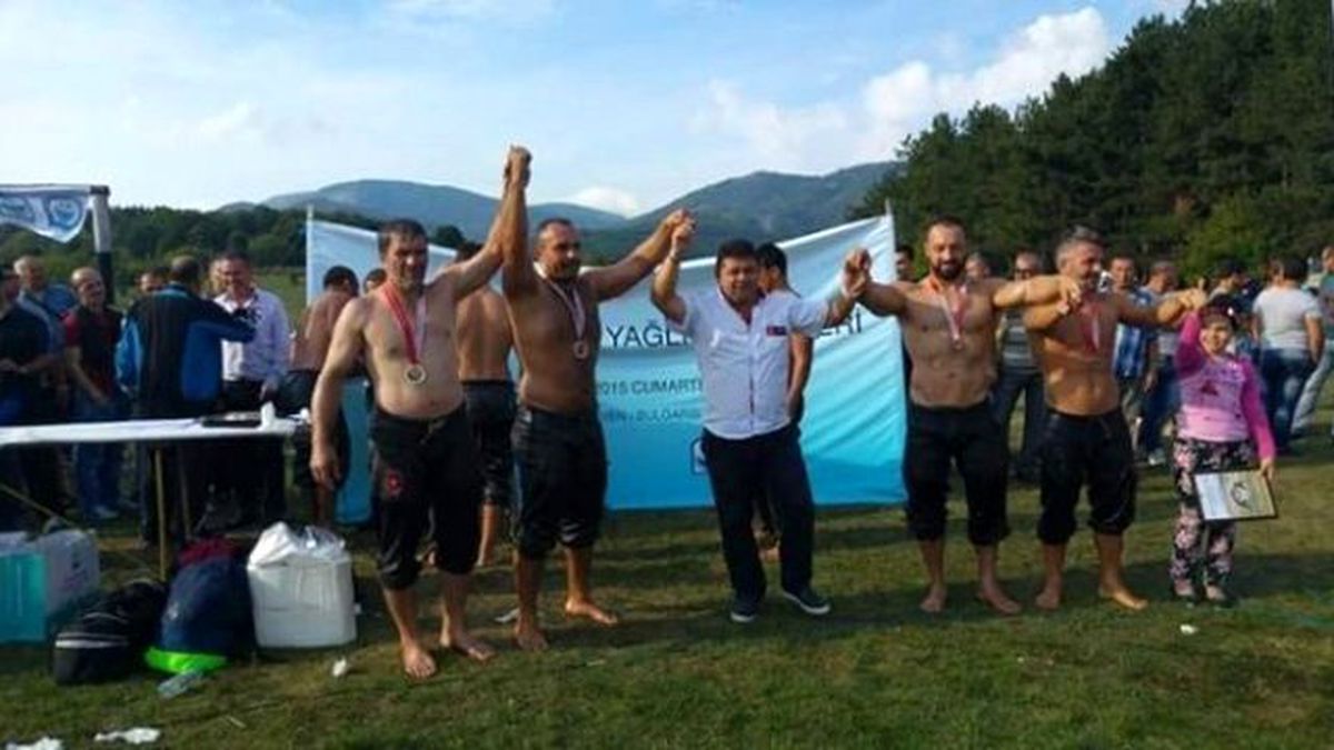 Yıldırımlı Güreşçiler Beş Madalya Kazandı