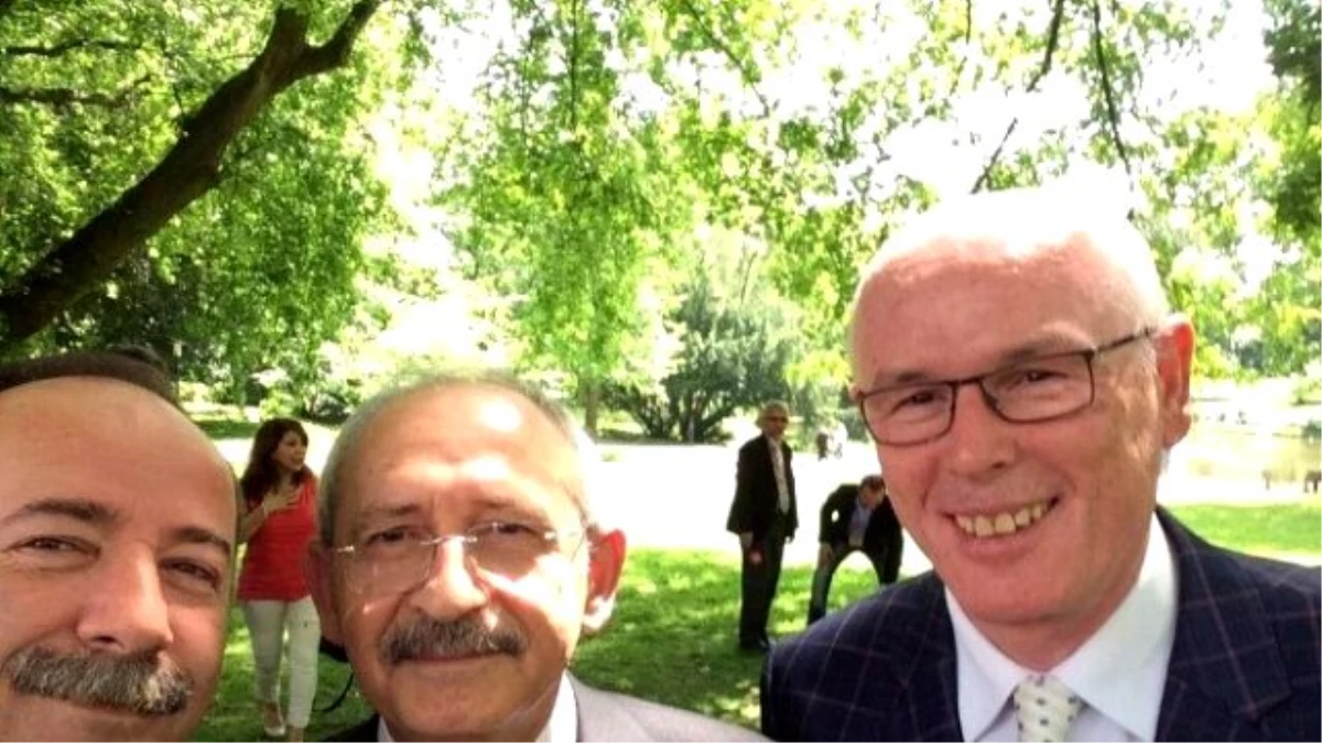 Başkan Kurt\'un Kılıçdaroğlu ile Hatıra \'Selfie\'si