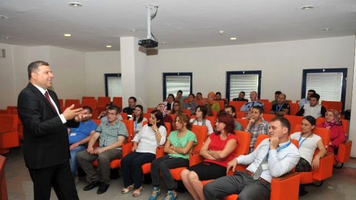 Belediye Personeline Hakla İlişkiler Eğitimi