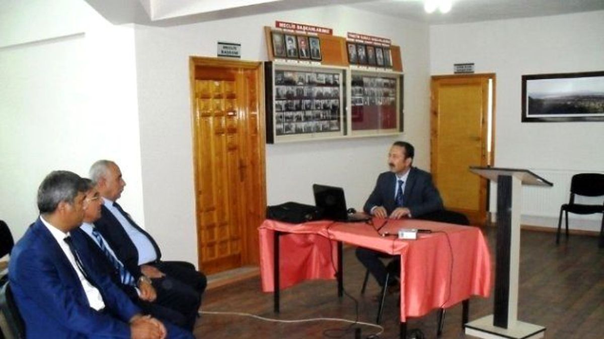 Erciş\'te \'İşbirliği ve Güç Birliği\' Toplantısı