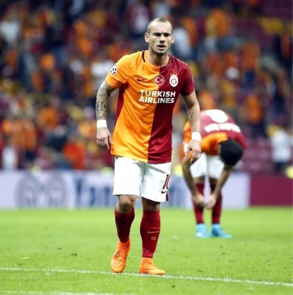 Galatasaray, Sneıjder ile Sözleşme Uzattı