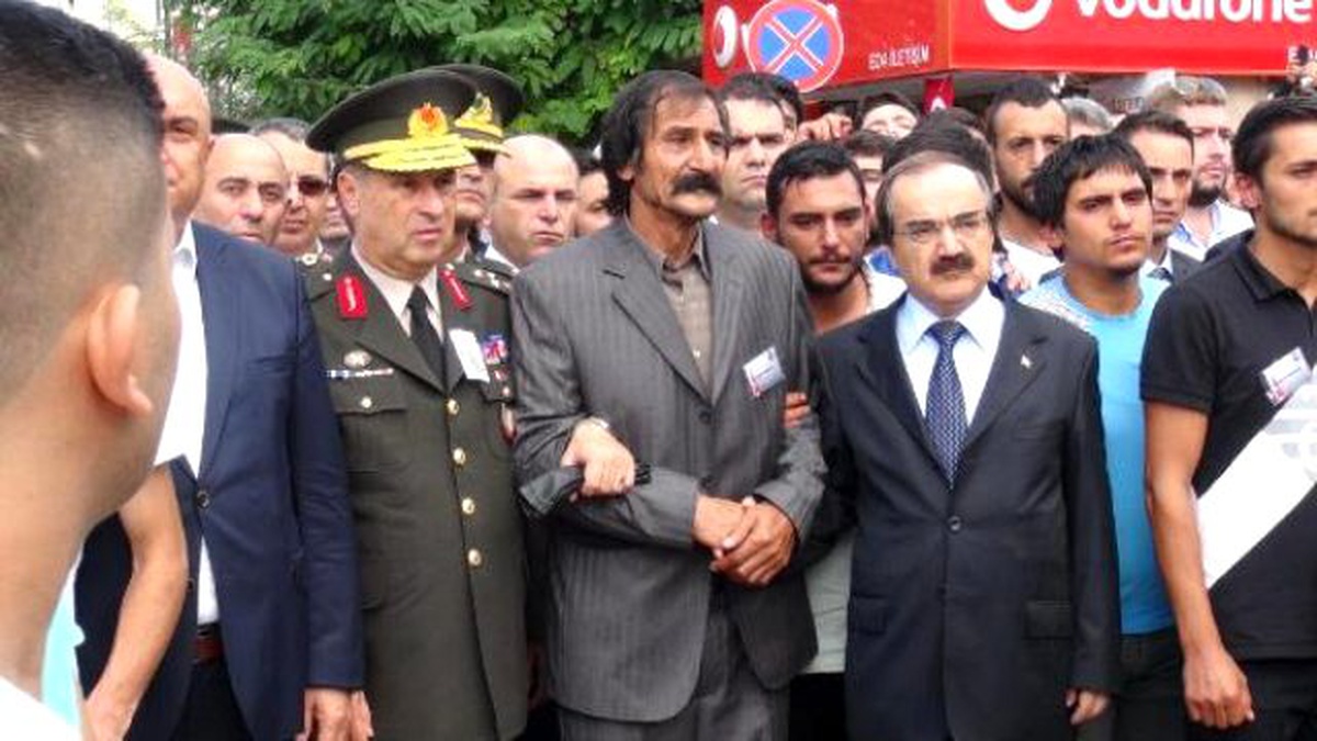 Görev Sırasında Şehit Olan Er Gözyaşlarıyla Uğurlandı