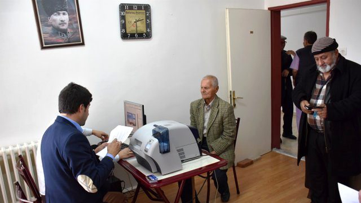 Huzurevi Sakinleri Olgun Kart Sahibi Oldu