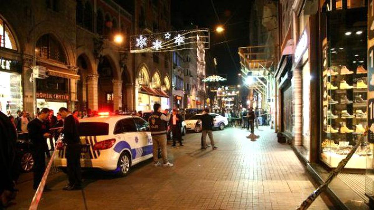 İntihar Kurşunu" Kadını Öldürdü, Erkek Arkadaşını Yaraladı