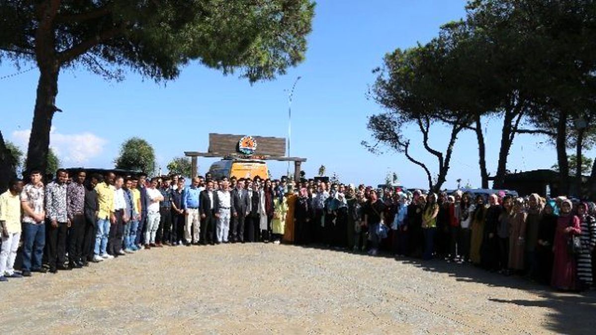 Karaaslan ve Taşçı Gençlerle Buluştu