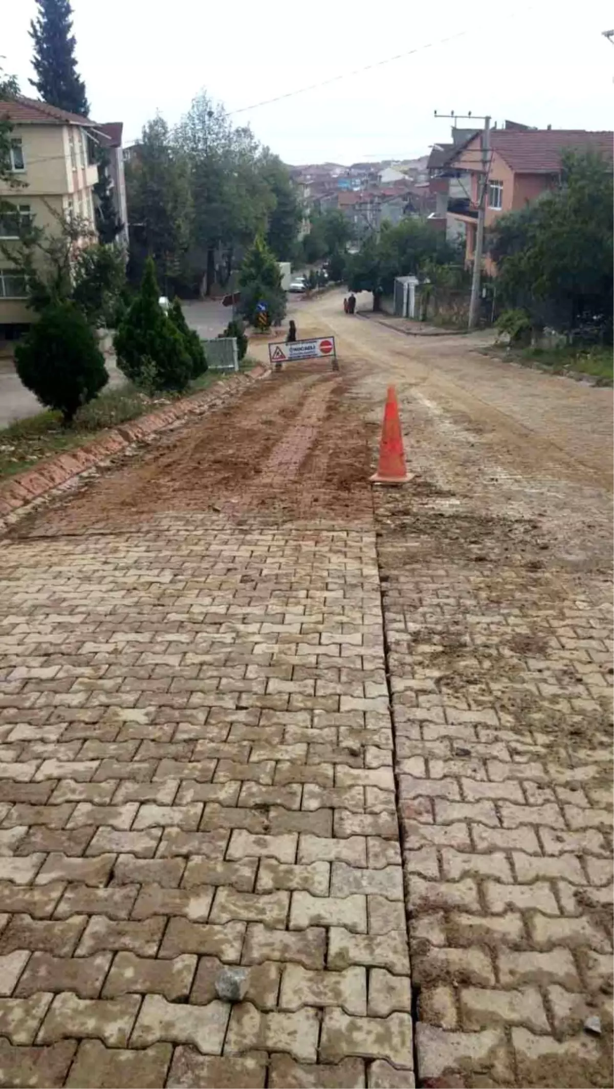 Kazım Özalp Caddesi Parke İle Kaplandı