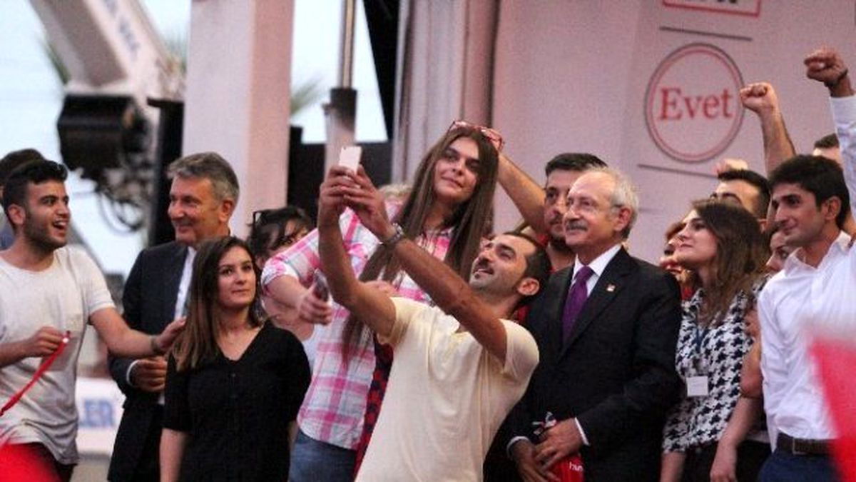 Kılıçdaroğlu İlk Seçim Mitingini Mersin\'de Yaptı