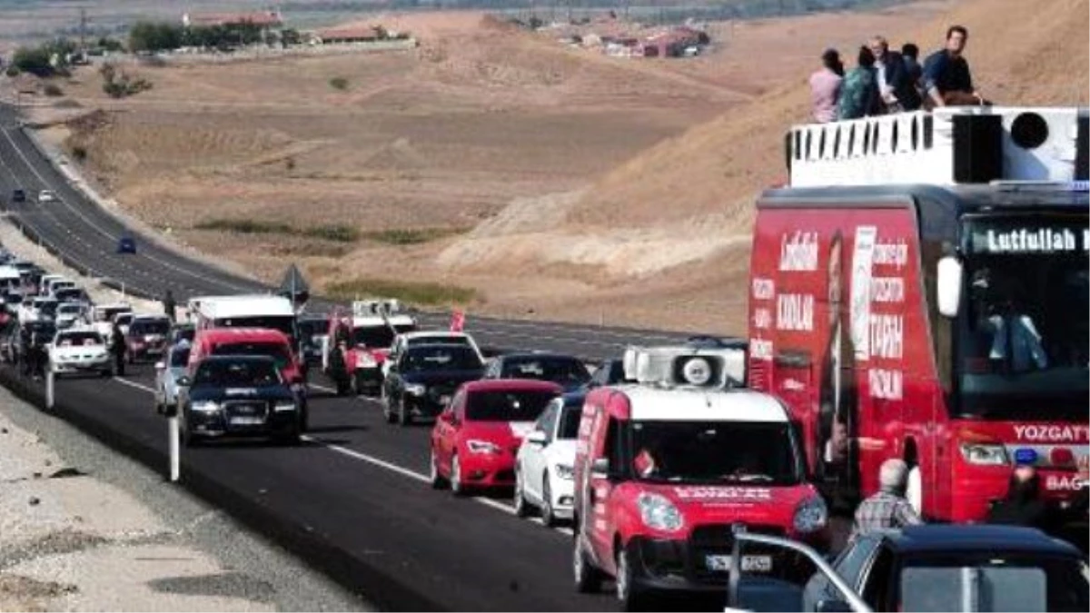 Lütfullah Kayalar Yozgat\'ta Yüzlerce Araçla Gövde Gösterisi Yaptı