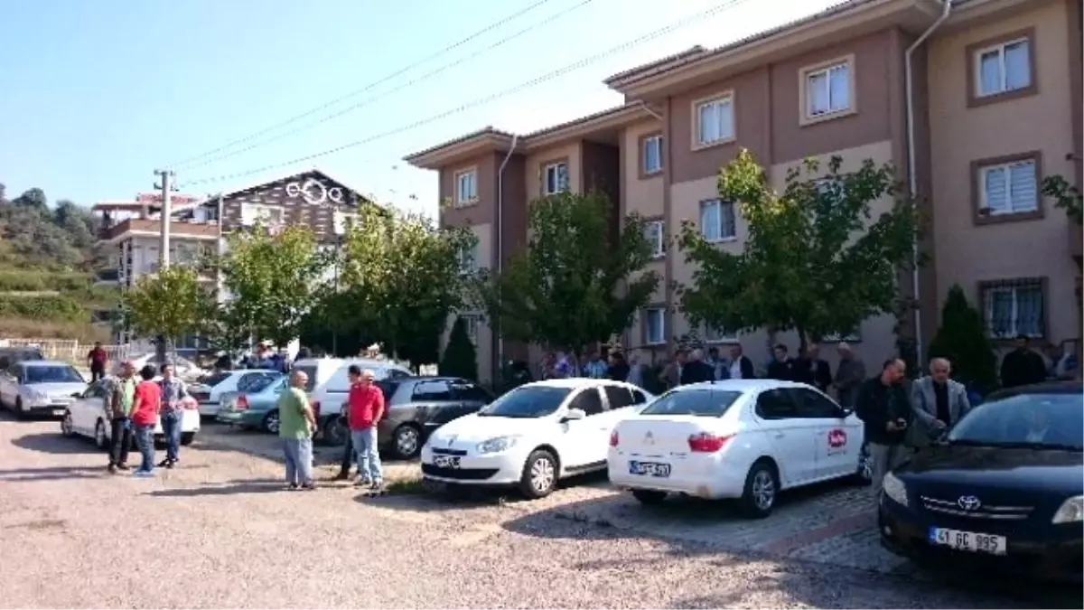 Eve Giren Hırsız, Sağır ve Dilsiz Kadının Boğazını Kesti