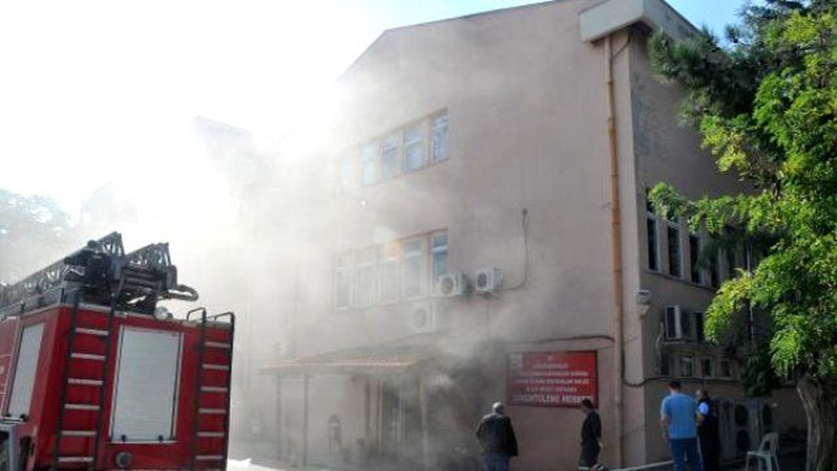 Keşan Devlet Hastanesi'nde Yangın Çıktı