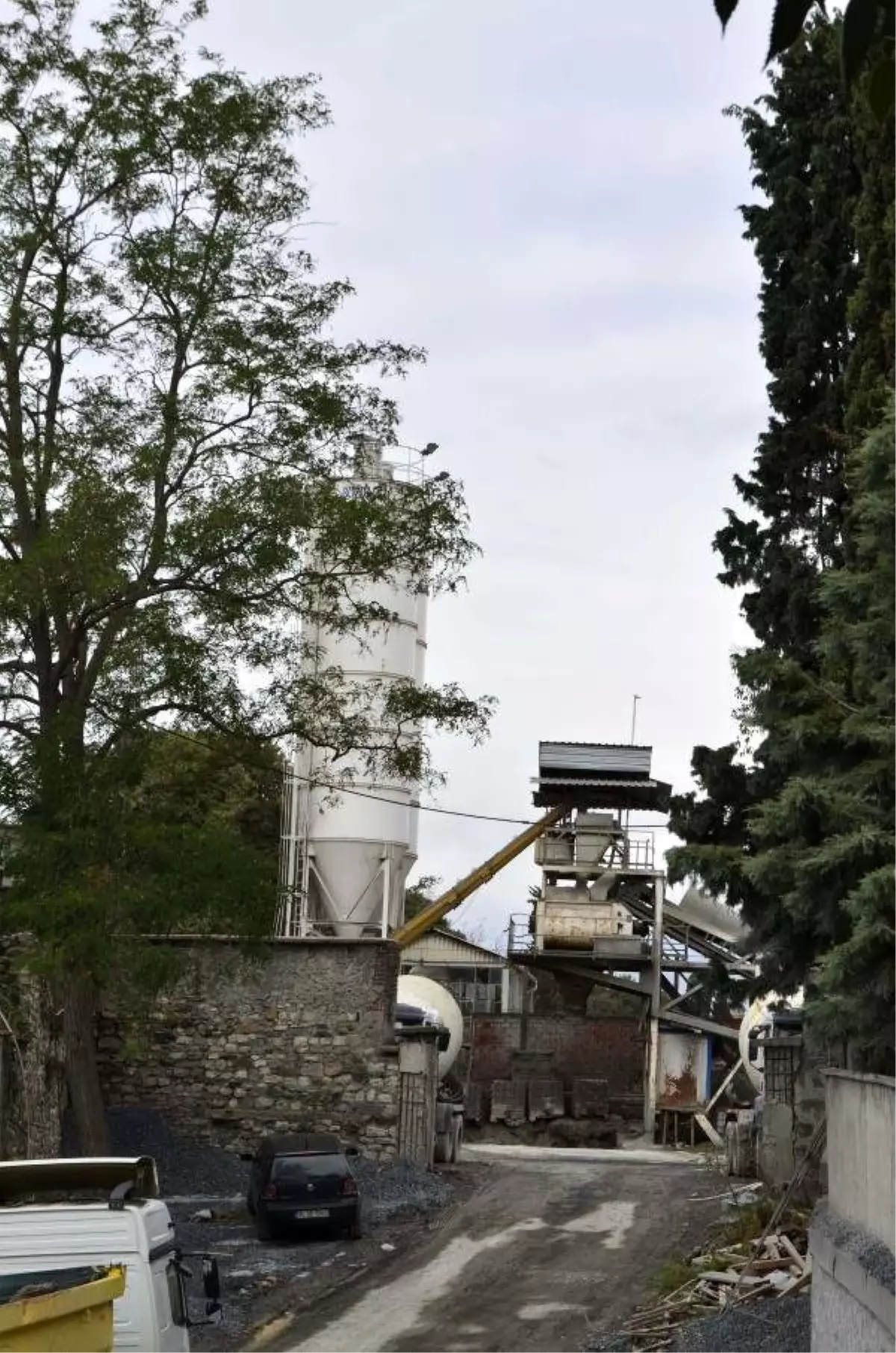 Tarihi Haliç Tersanesi\'ne Beton Santrali...