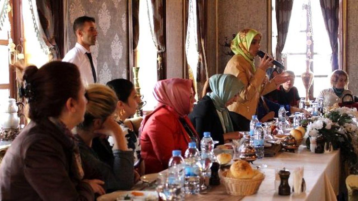 Zehra Taşkesenlioğlu: "Kadın Girişimciler Desteklenmeli"