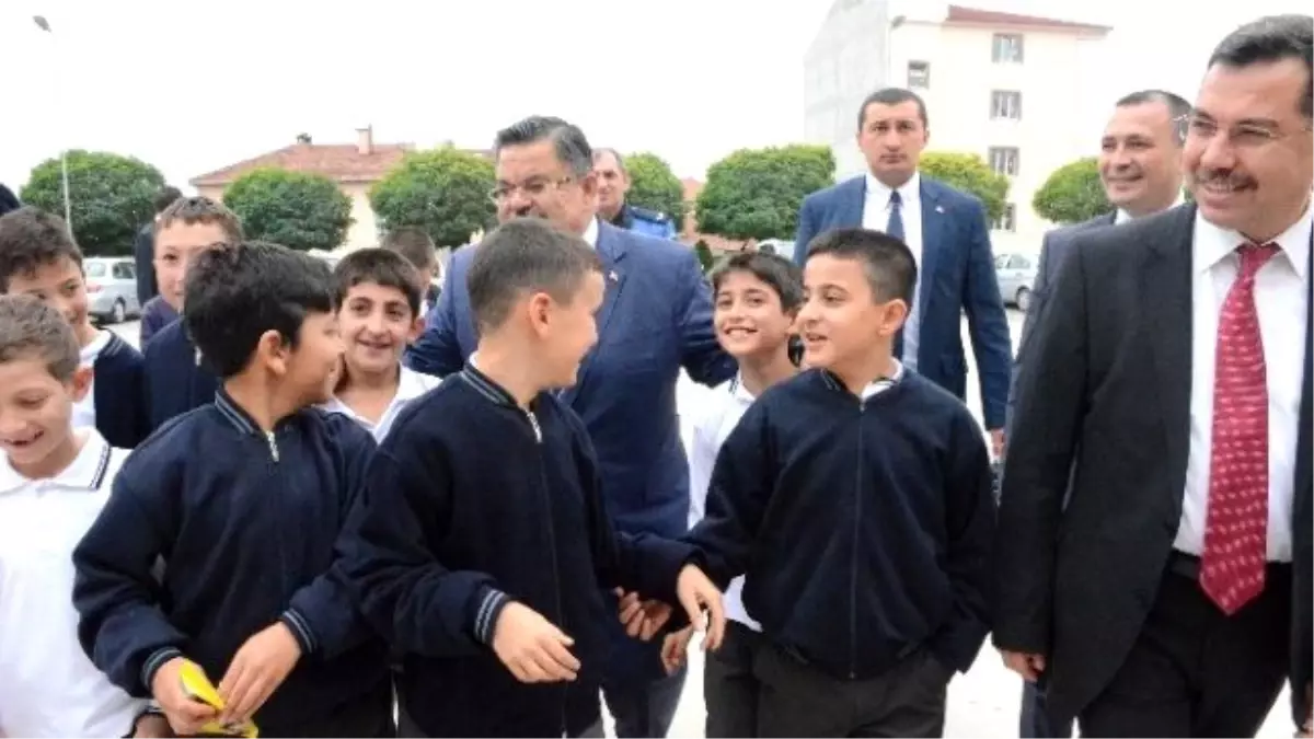 Bilecik Belediyesi Bu Sene de Çocukları Unutmadı