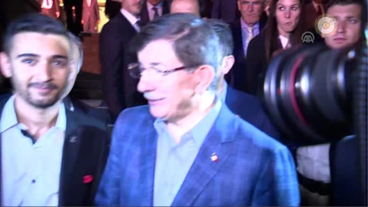 Davutoğlu: "Krediyle İş Kur, Baban da Sana Kız Bulsun"