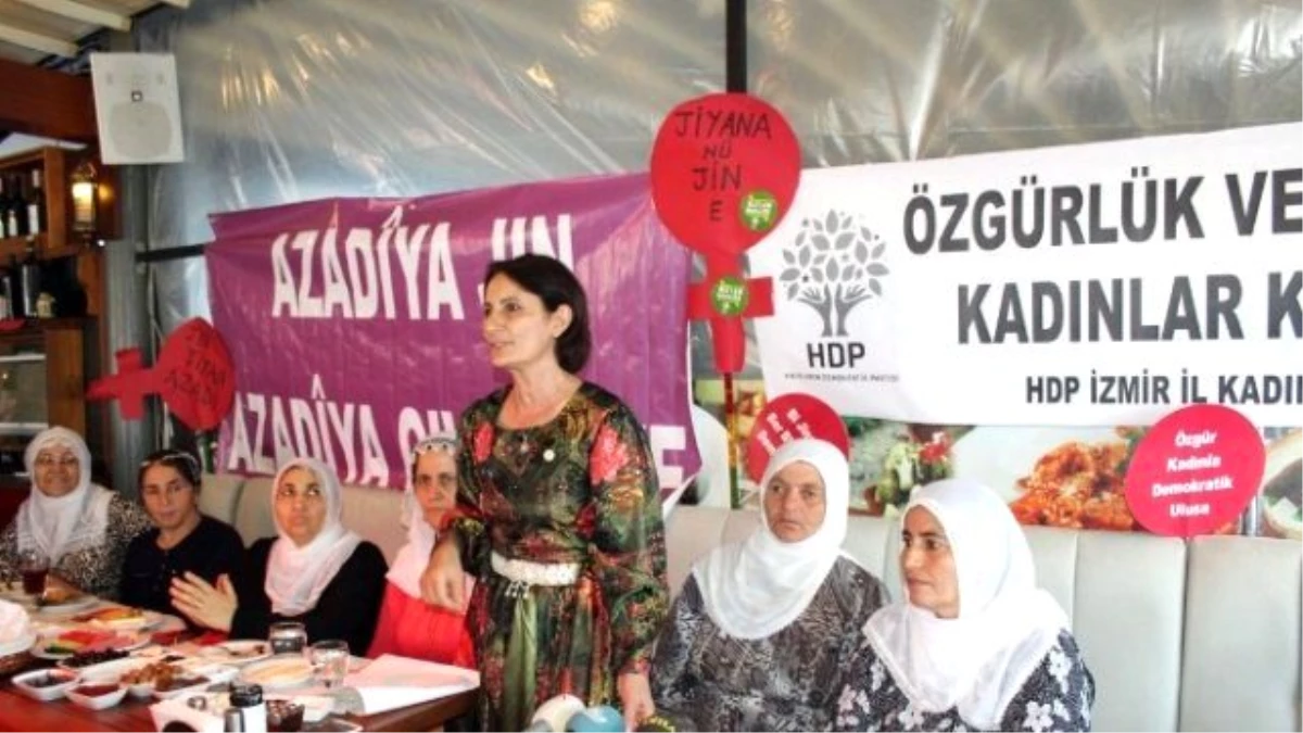 Hdp İzmir Kadın Adaylarını Tanıttı