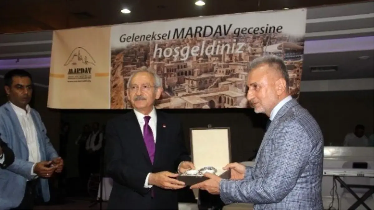 Kılıçdaroğlu Mardinliler\'le Bir Araya Geldi