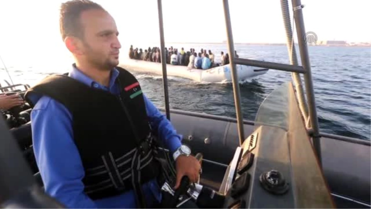 Libya\'da Kaçak Göçmenler Yakalandı
