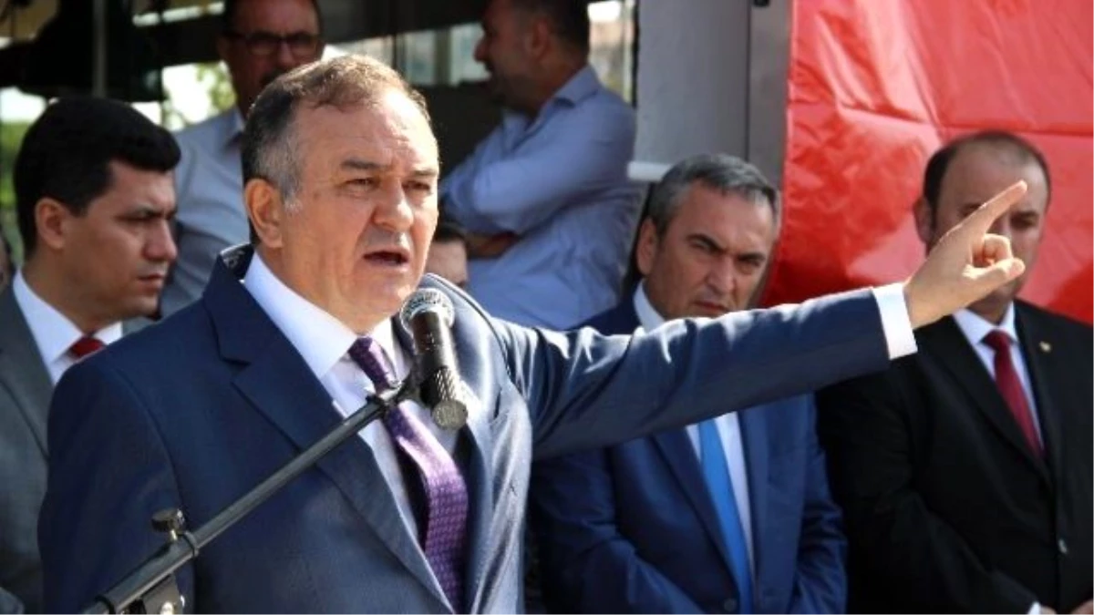 MHP\'li Akçay: "İktidar Partisinin Milletvekilleri Seçim Çalışması Yapamıyor"