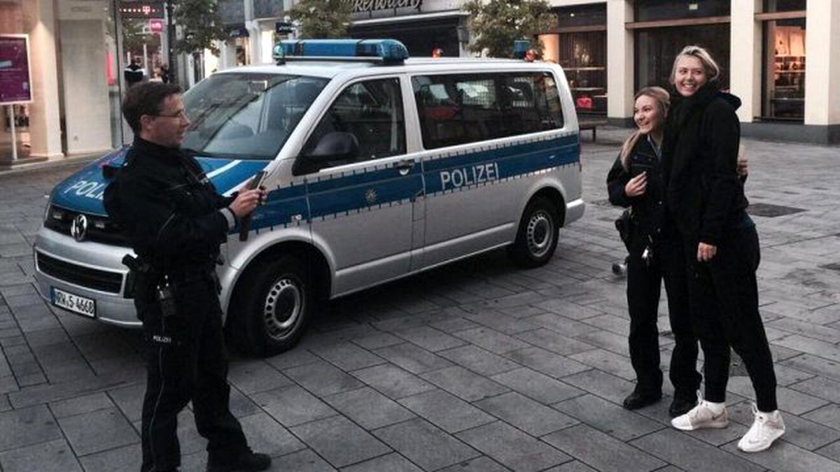 Polis, Sharapova'yı Görünce Bırakmadı