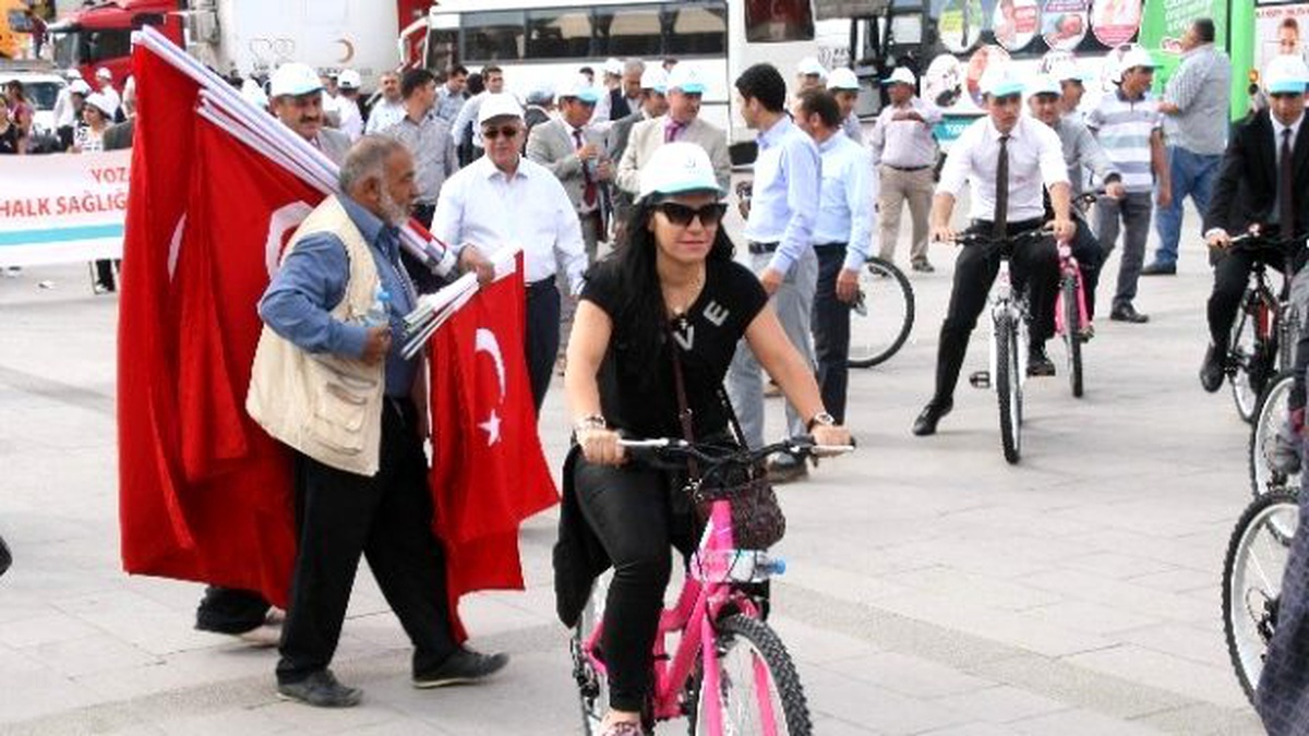 Yozgat Halk Sağlığı Müdürlüğü Bisiklet Kullanımına Öncülük Ediyor