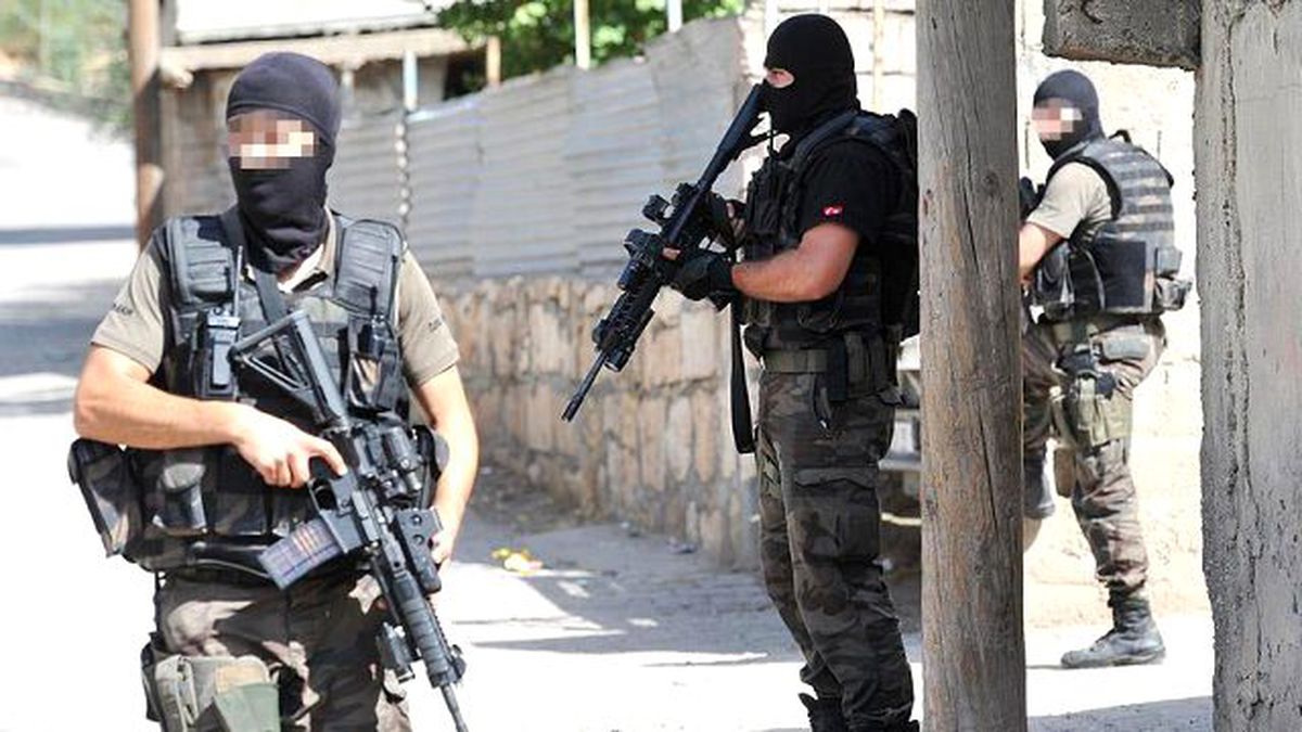 6 İlde Terör Operasyonu: 22 Gözaltı