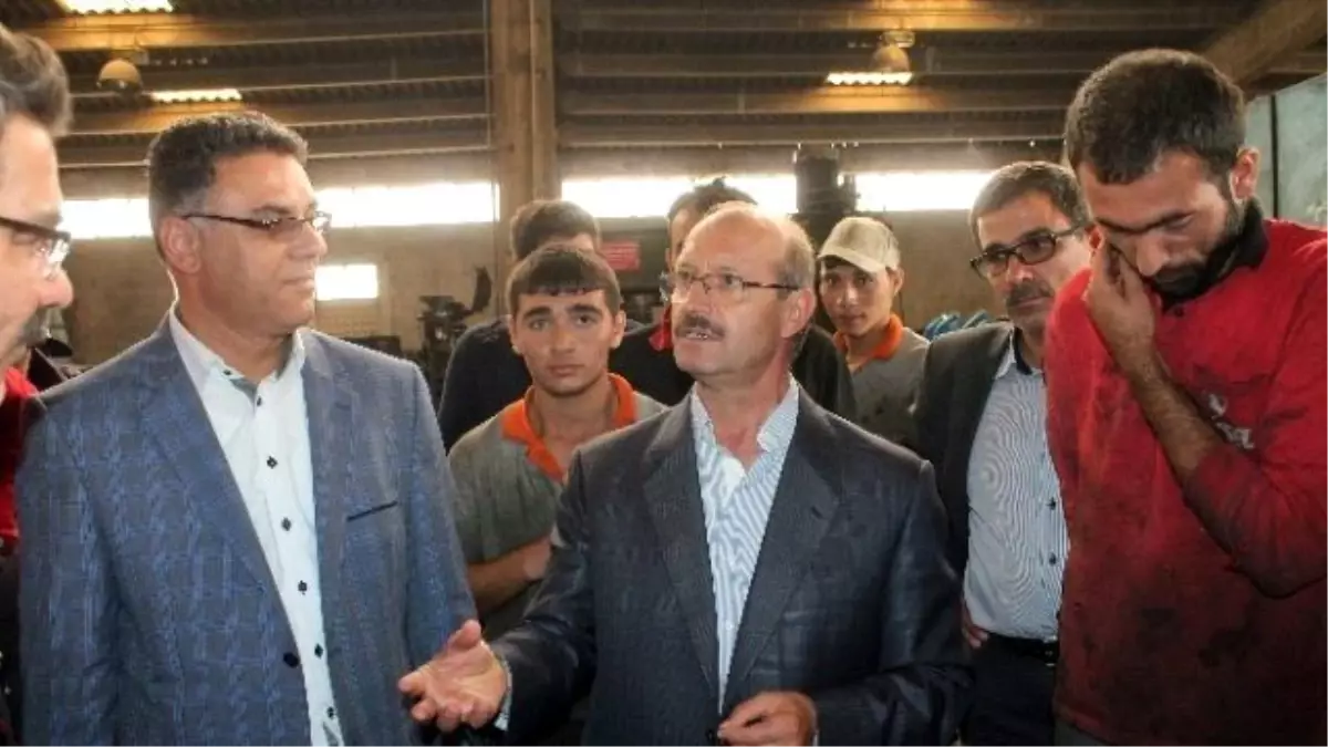 AK Parti Konya\'da Seçim Çalışmalarını Sürdürüyor