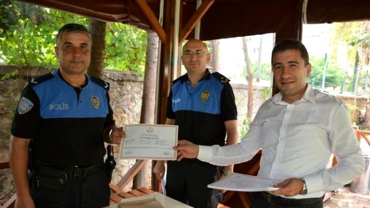 Antalya Polisi\'ne Yaşam Koçluğu Eğitimi