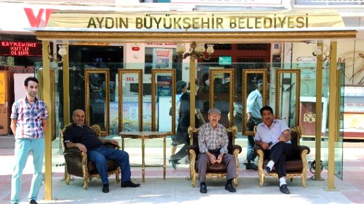 Aydın\'da Duraklarda Cumhuriyet Dönemi Başladı
