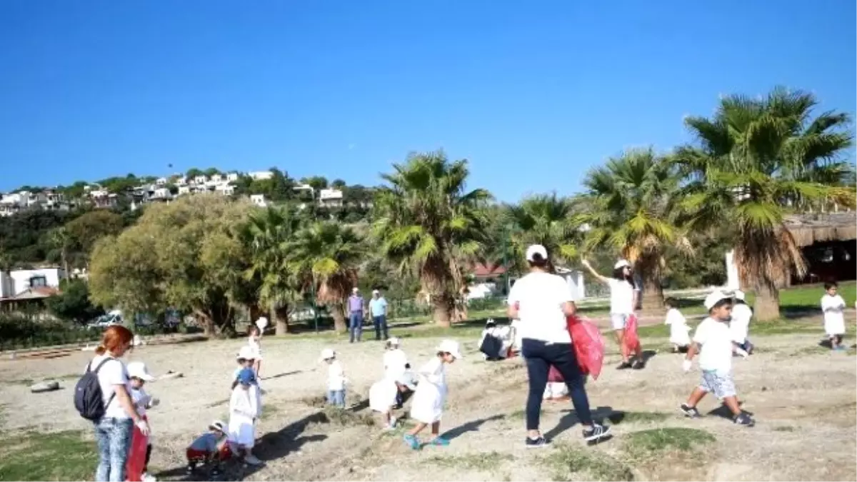 Bodrumlu Miniklerden Çevre Temizliği