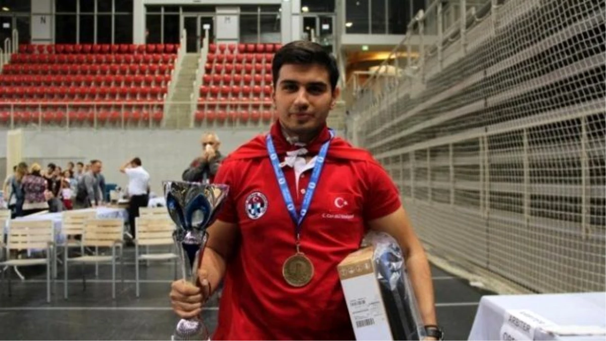 Hataylı Satranç Sporcusu Marandi, 5. Kez Avrupa Şampiyonu Oldu