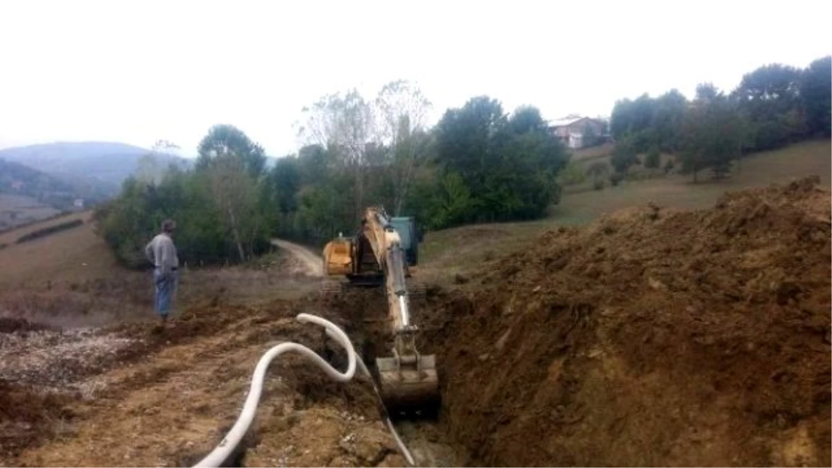 Heyelan Sebebiyle Ulaşıma Kapanan Yol İçin Çalışmalara Başlandı