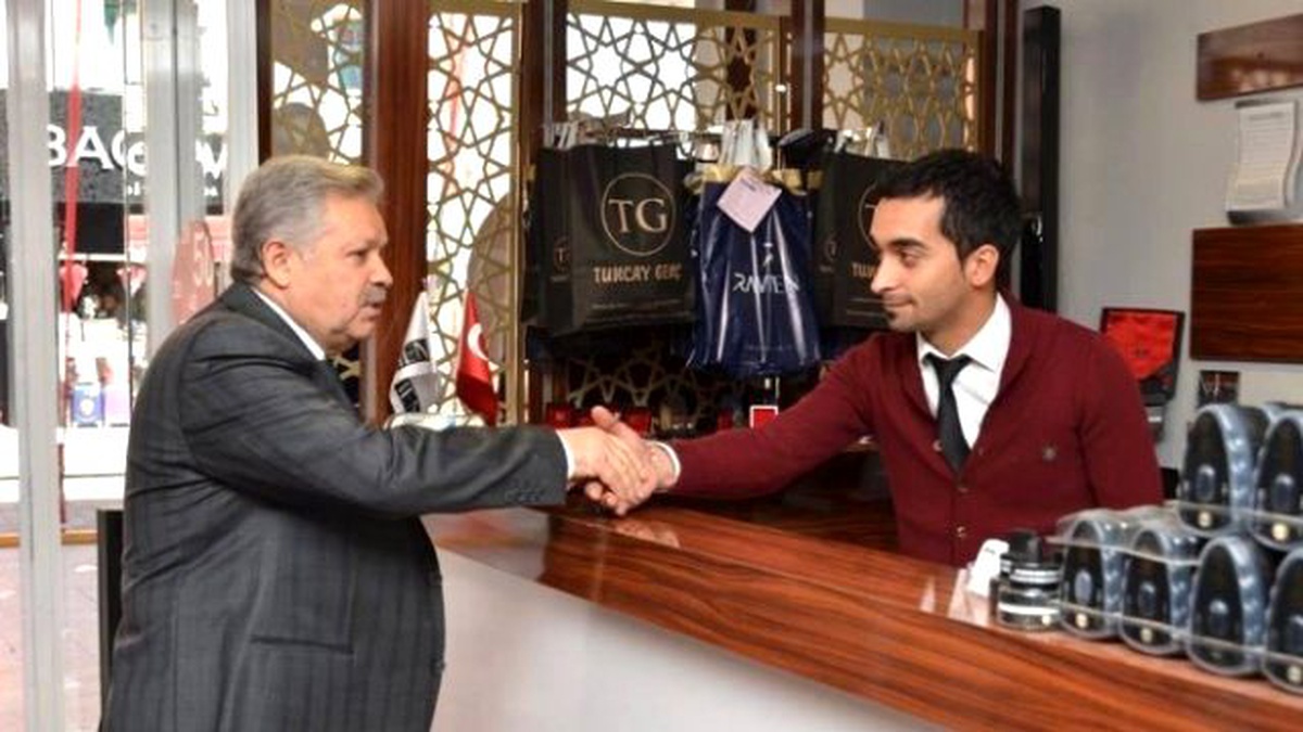 Vali Kahraman\'dan Çarşı Esnafına Ziyaret