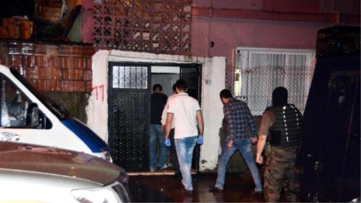 Adana\'da Kaçakçılara Şafak Baskını: 10 Gözaltı
