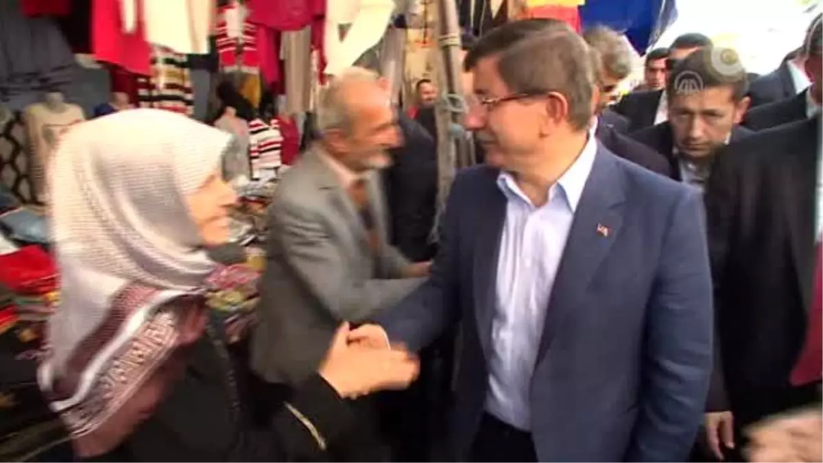 Başbakan Davutoğlu\'na Yoğun İlgi - Çarşamba Pazarı