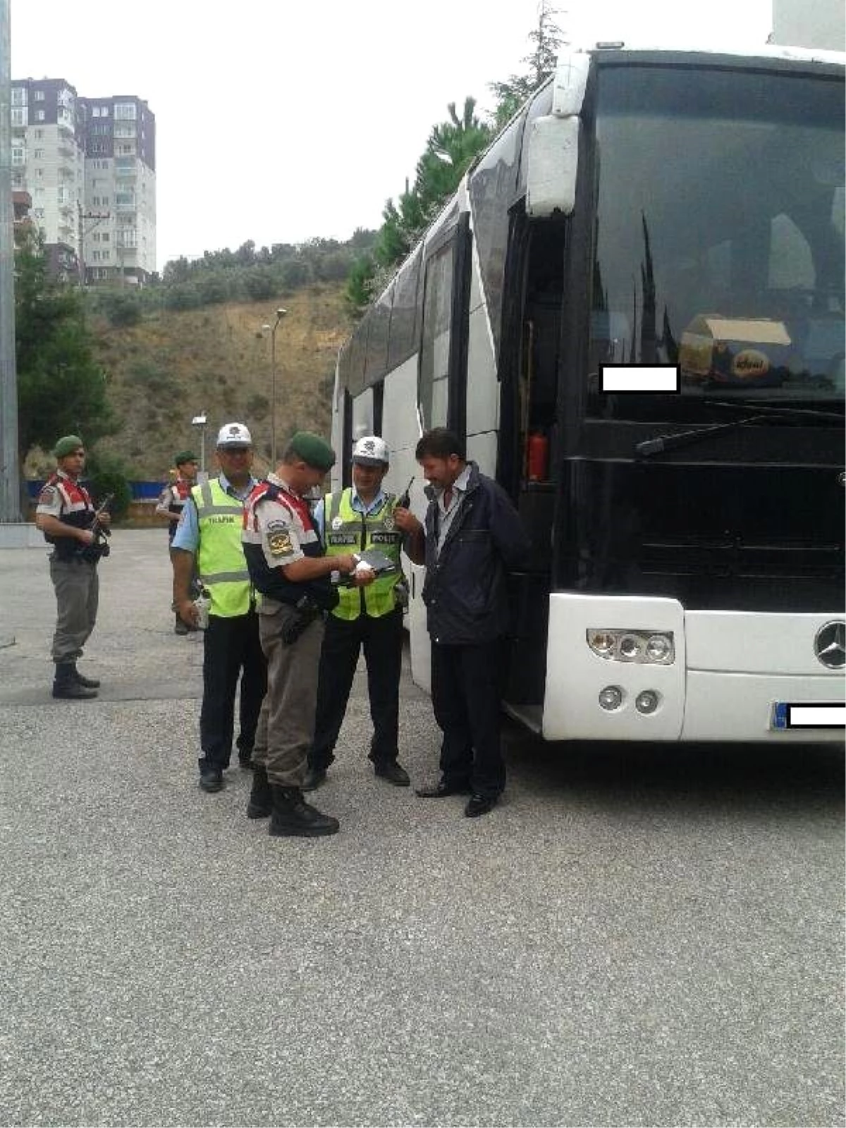 Bursa\'da 38 Kaçak Göçmen Yakalandı