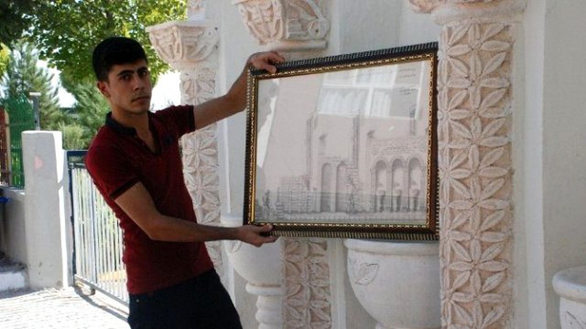 Ceylanpınarlı Genç Ressam\'dan Hacımüftüoğlu\'na Büyük Jest