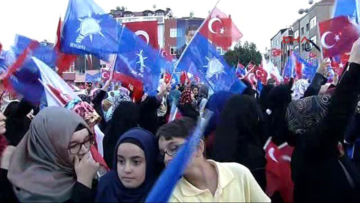 Davutoğlu: 1 Kasım\'da Bir Kez Daha İstikrar Kazanacak, Milli İrade Kazanacak -3