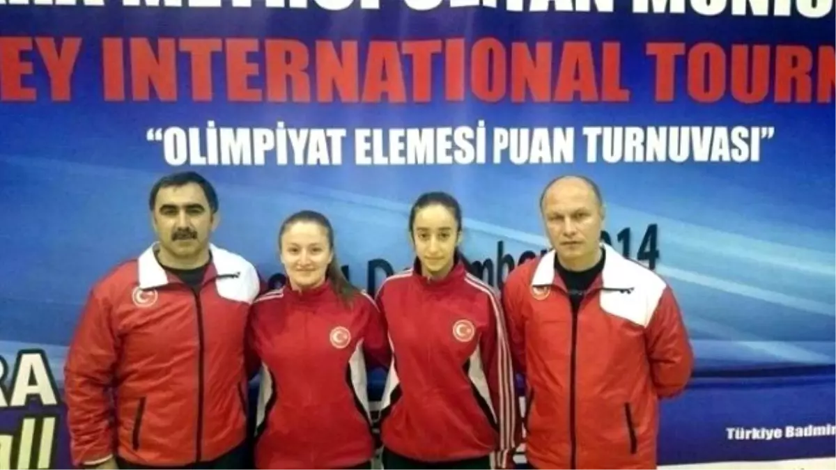 Erzincanlı Badmintoncular Hırvatistan\'dan Madalya ile Döndüler