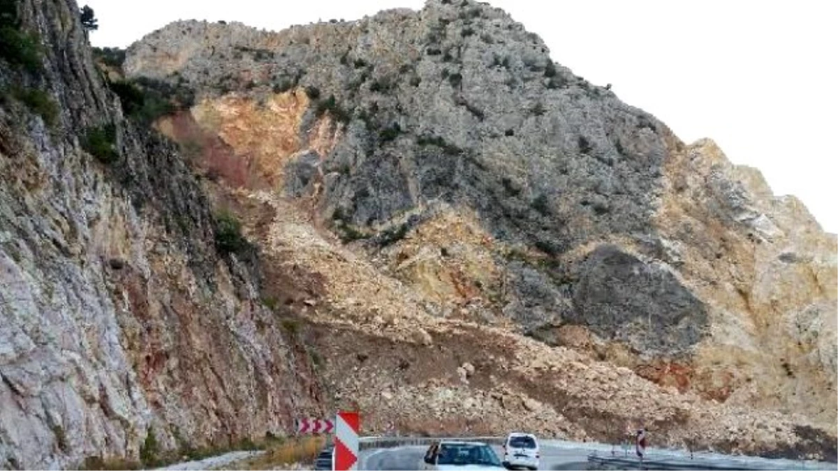 Kırkdilim Geçidi Sürücüleri Tedirgin Ediyor