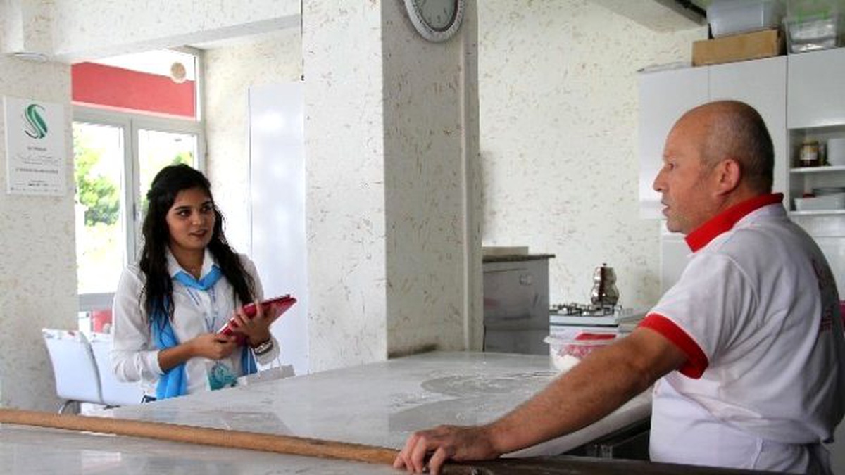 Merkezefendi Sorunları Kapıda Dinliyor