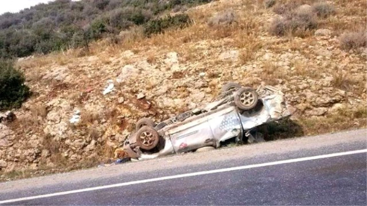 Tarsus\'ta Trafik Kazası: 1 Ölü, 1 Yaralı