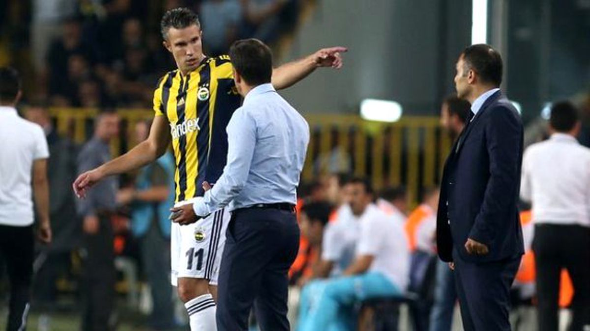Van Persie, Fenerbahçe'ye Geldiği İçin Pişman