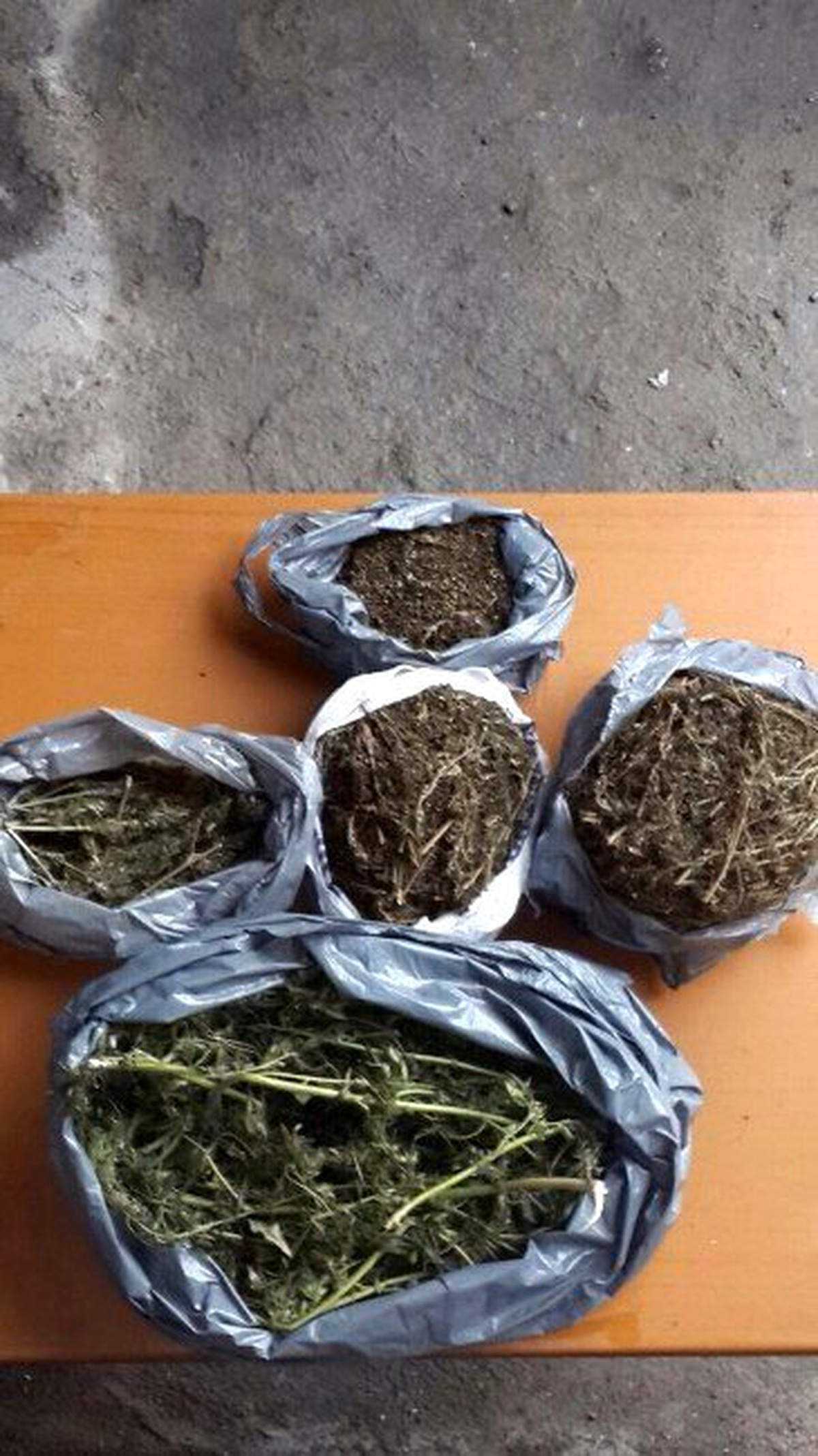 Çarşamba\'da 2 Kilo 650 Gram Kubar Esrar Ele Geçirildi