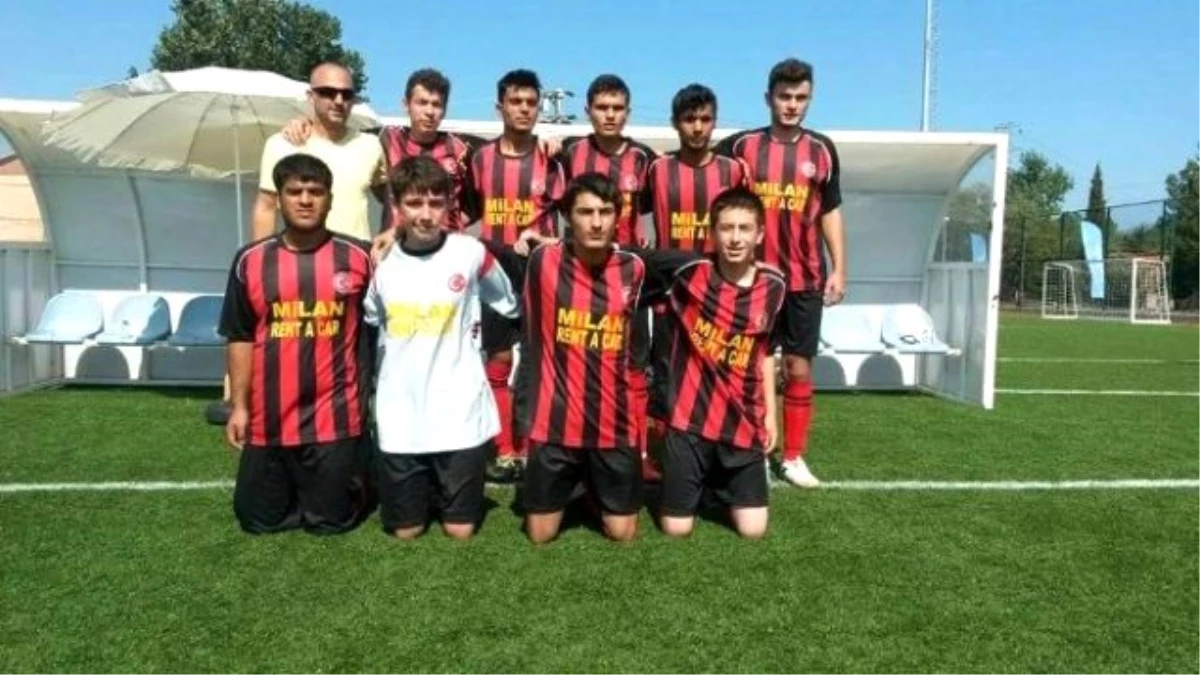 Engelleri Aşarak Finale Geldiler