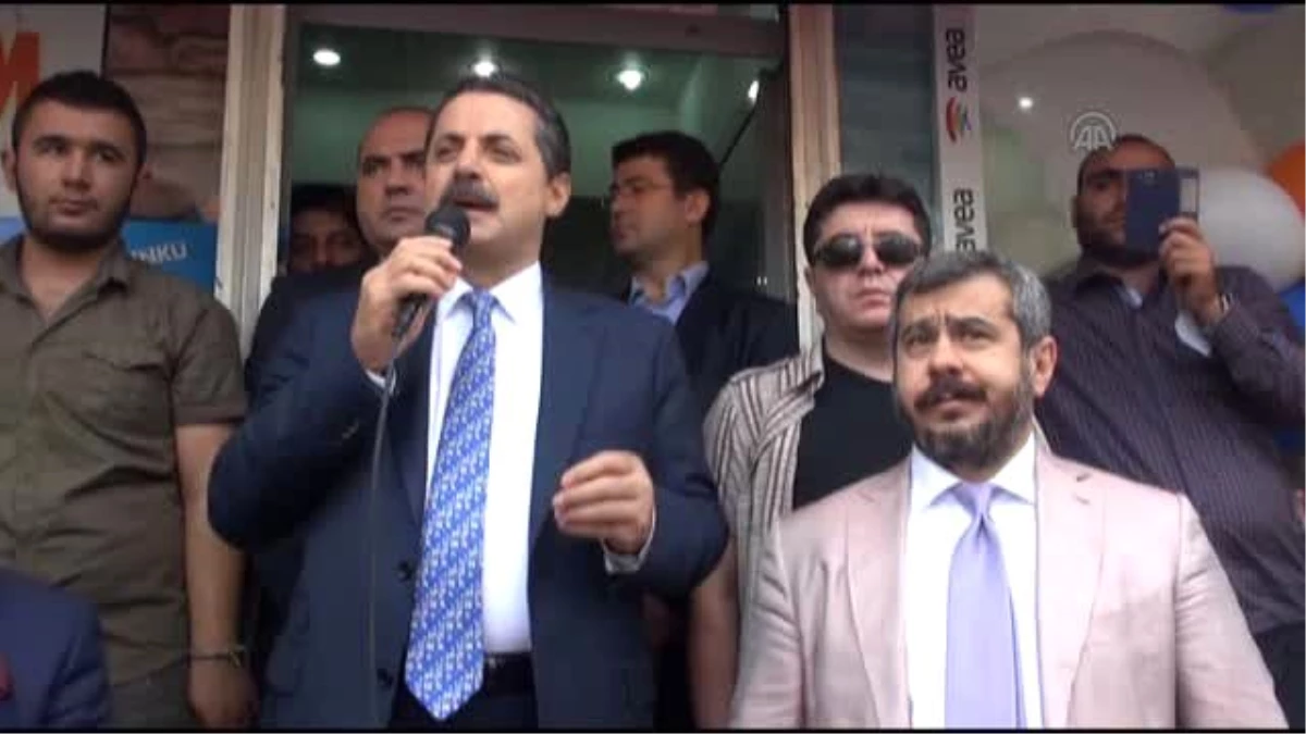 Faruk Çelik: "Ağızda Barış, Elde Silah Olmaz Kardeşler. Bu Silahlar Gömülmeli"